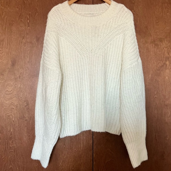 Abercrombie & Fitch Womens Sweater Soft Cozy Cream Long Sleeve Pullover Large - Picture 1 of 12